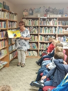 Obrzek 22_1_tr_v_knihovne_14